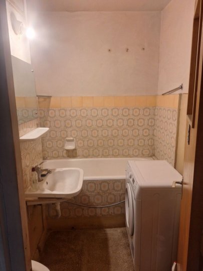 Mihai Bravu- Obor- bloc 1978- metrou 4 min